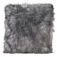 99480-cushion_tamaskanwolf